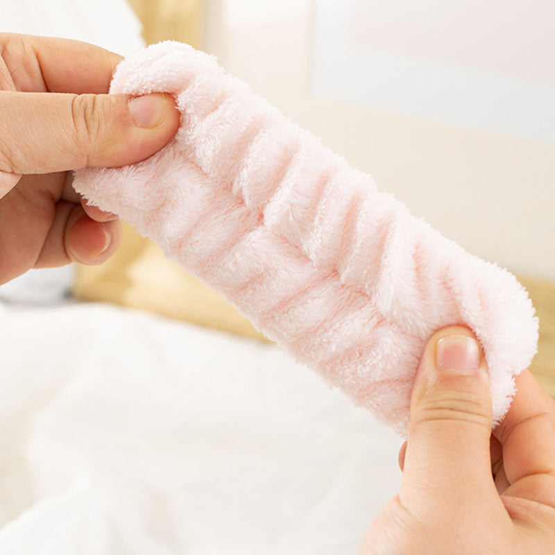 2PCS Water Absorption Wristband for Washing Face Wrist Bands Towels for Water Flowing Down to Your Arms 2PCS Water Absorption Wristband for Washing Face Wrist Bands Towels for Water Flowing Down to Your Arms
